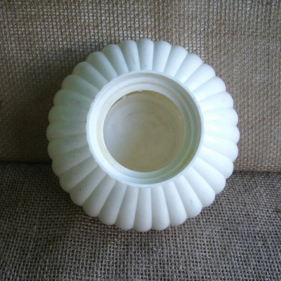 Vintage Southern Belle Plastic Sewing Caddy Figurine - Picture 14 of 16